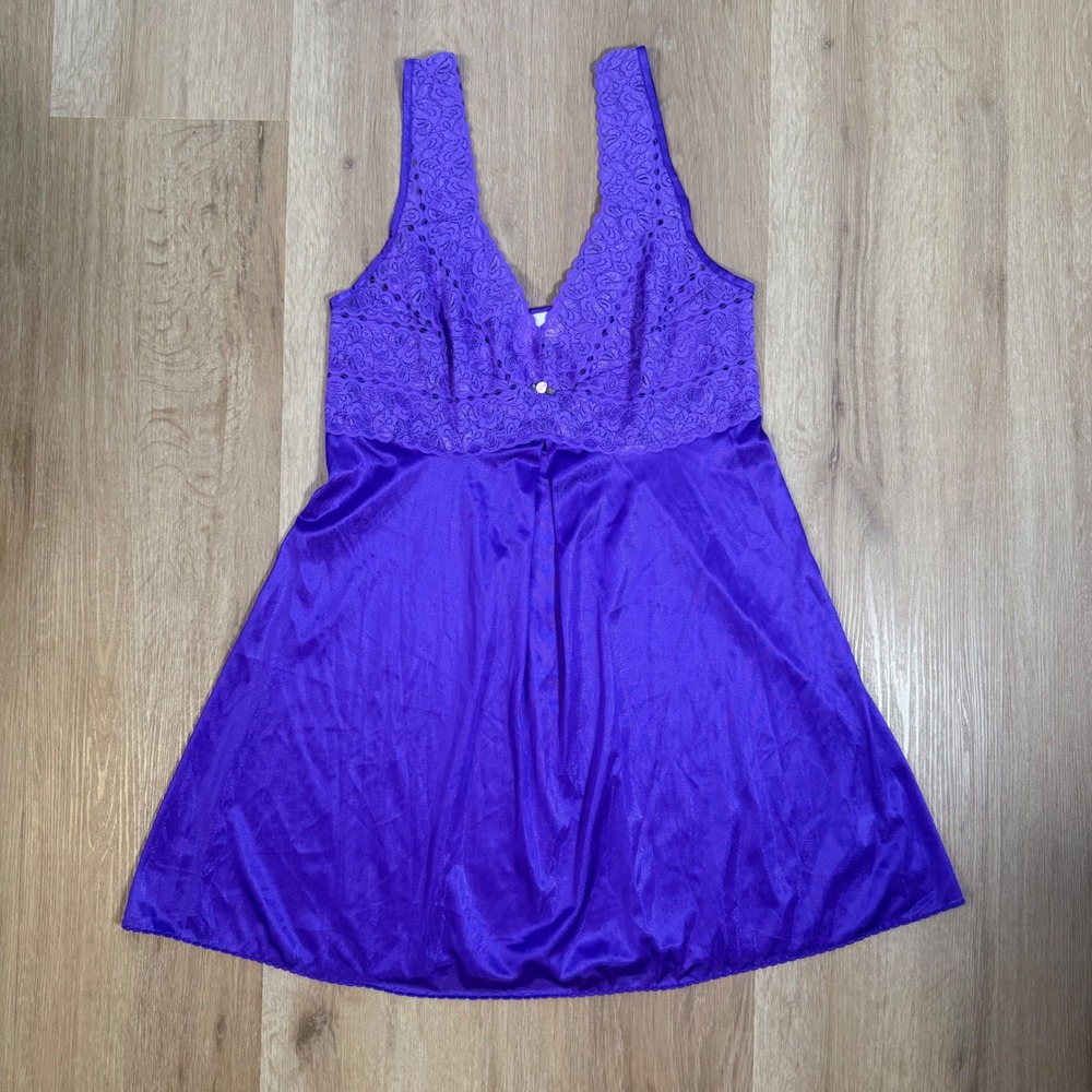Amoureuse Purple Lace Bodice Sleeveless Nylon Nightgown Size M Floral Rosebud